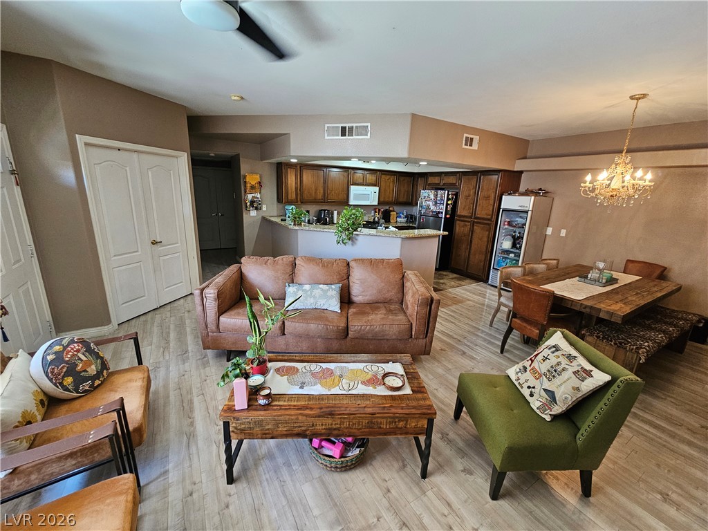 6901 Cobre Azul Avenue 102 Las Vegas NV 89108