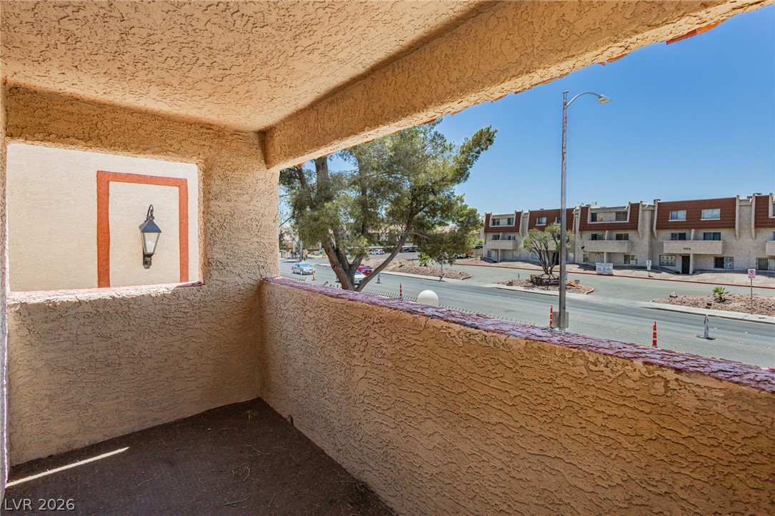 4340 Sanderling Circle 76 Las Vegas NV 89103