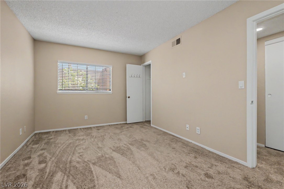 4340 Sanderling Circle 76 Las Vegas NV 89103