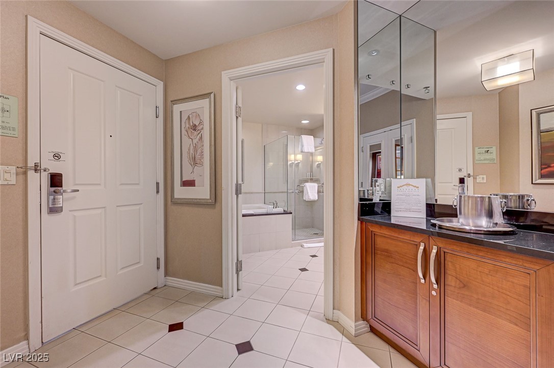 135 East Harmon Avenue 3215 Las Vegas NV 89109