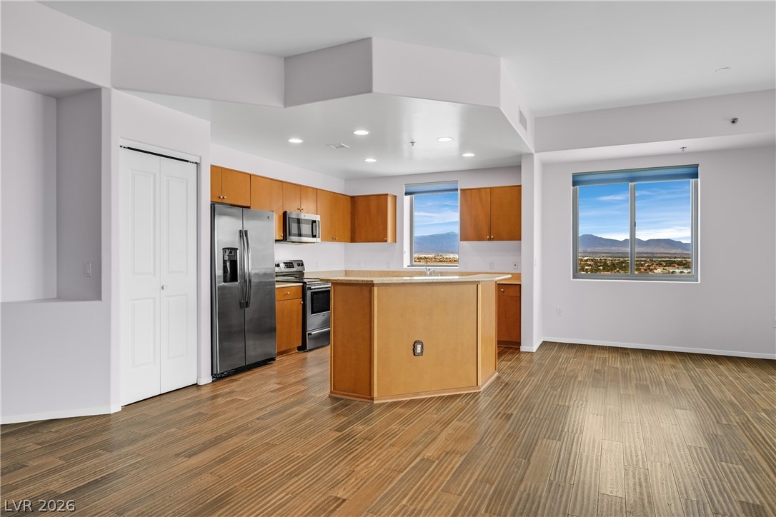 8255 Las Vegas Boulevard 1812 Las Vegas NV 89123