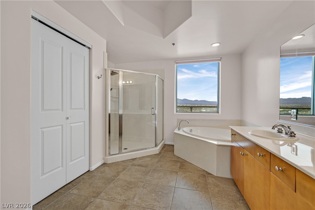 8255 Las Vegas Boulevard 1812 Las Vegas NV 89123