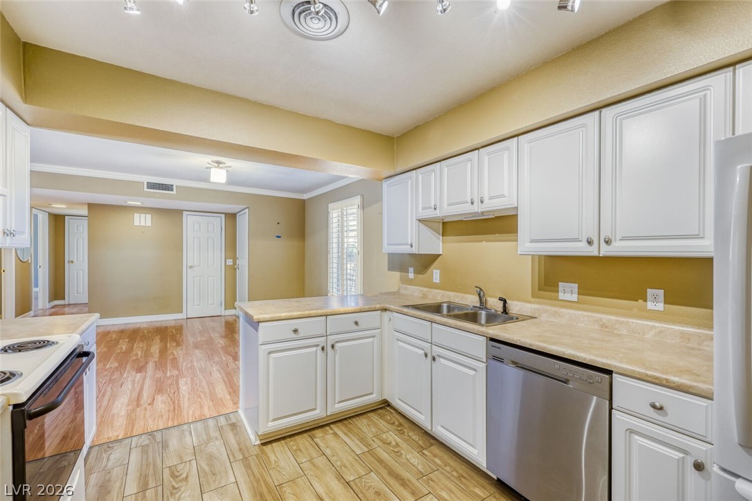 3173 Pinehurst Drive A Las Vegas NV 89109