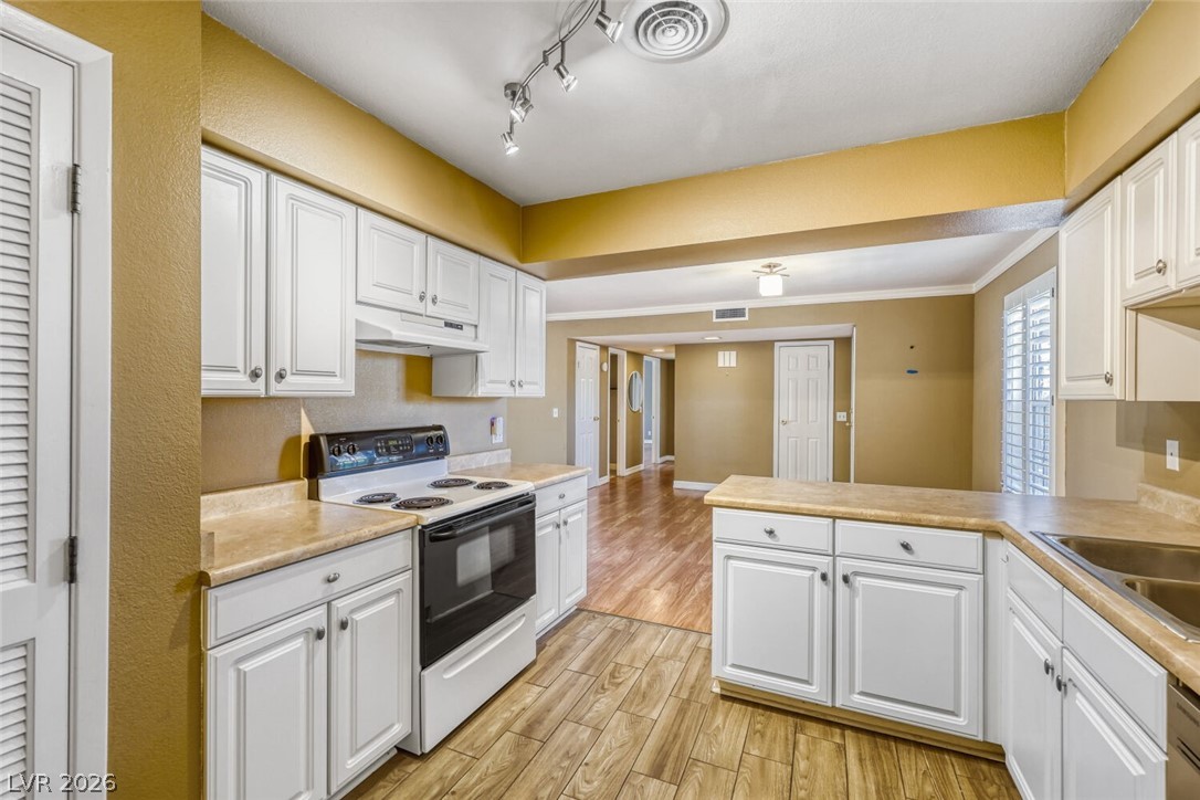 3173 Pinehurst Drive A Las Vegas NV 89109
