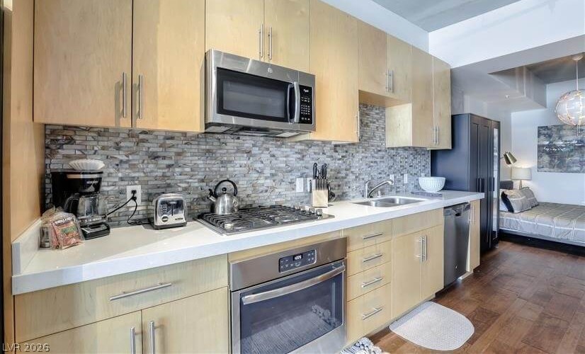 353 East Bonneville Avenue 915 Las Vegas NV 89101