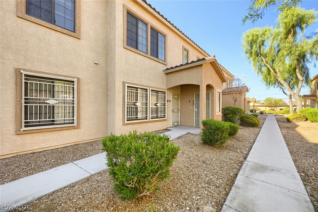 2161 Hussium Hills Street 202 Las Vegas NV 89108