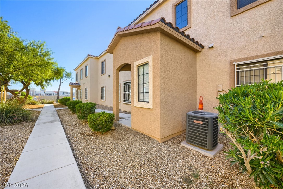 2161 Hussium Hills Street 202 Las Vegas NV 89108