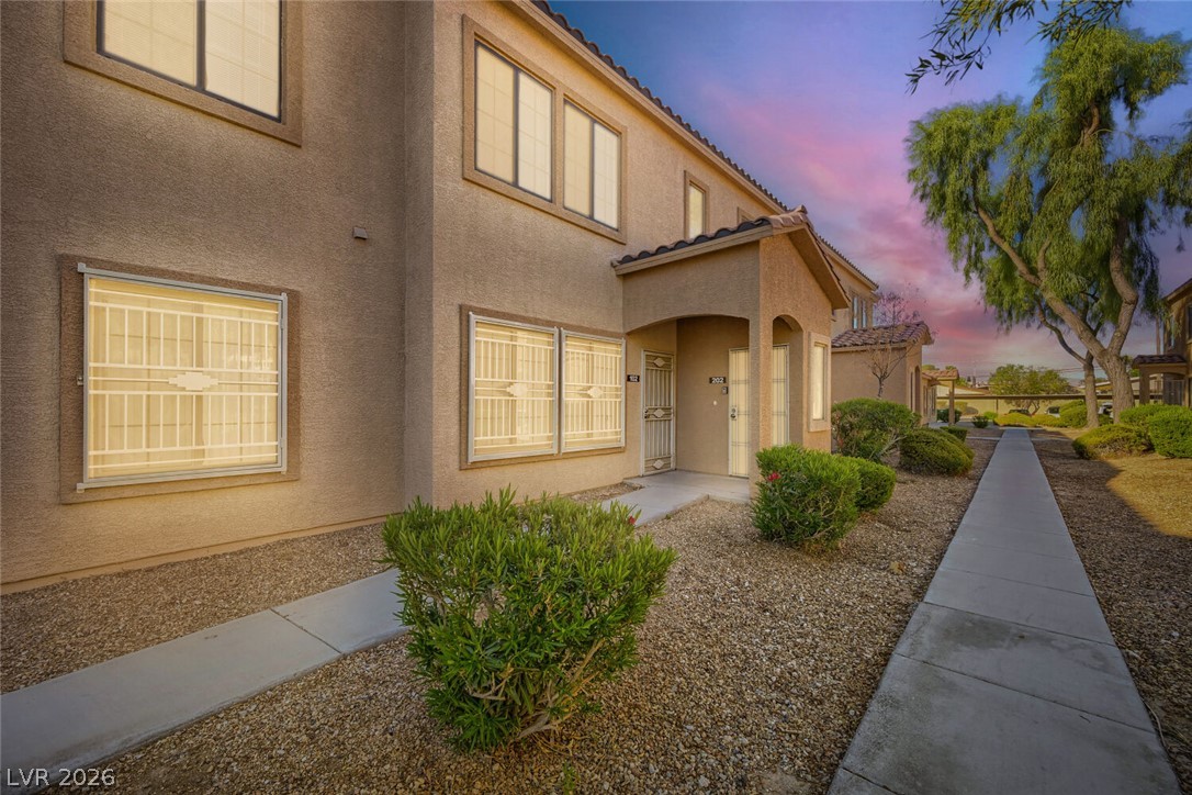 2161 Hussium Hills Street 202 Las Vegas NV 89108