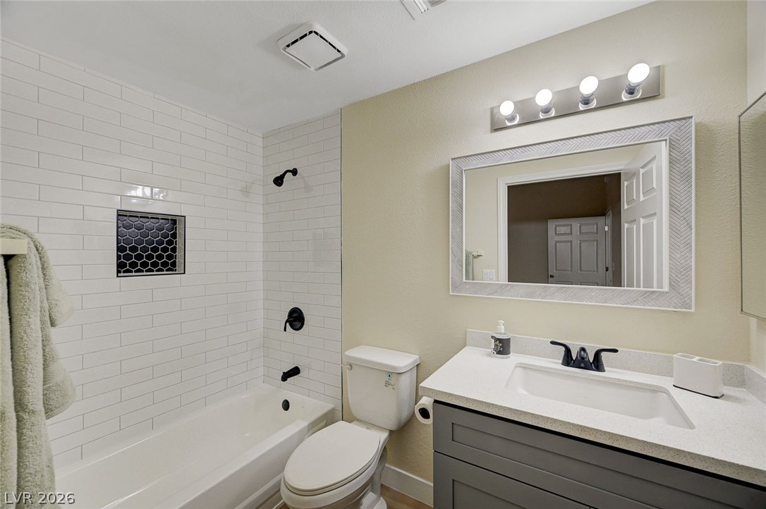 1632 North Torrey Pines Drive 101 Las Vegas NV 89108