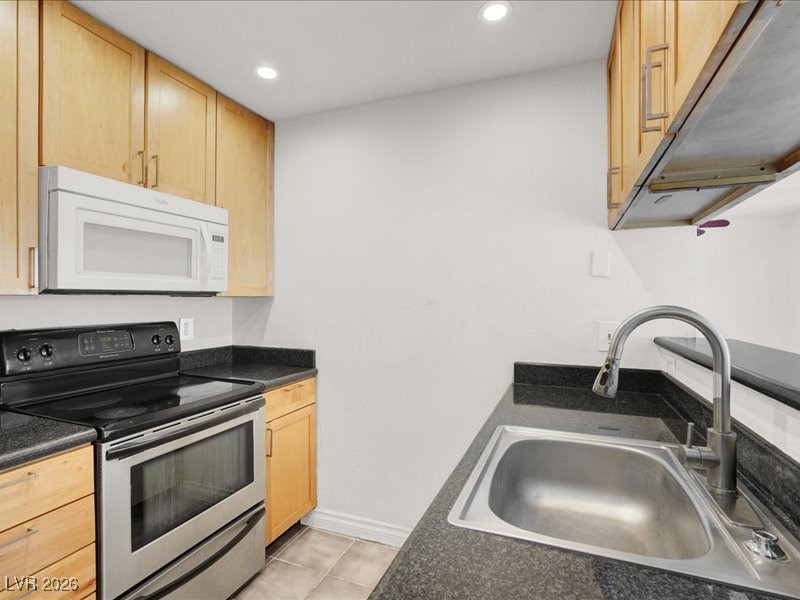 3682 Melonies Drive 5 Las Vegas NV 89103
