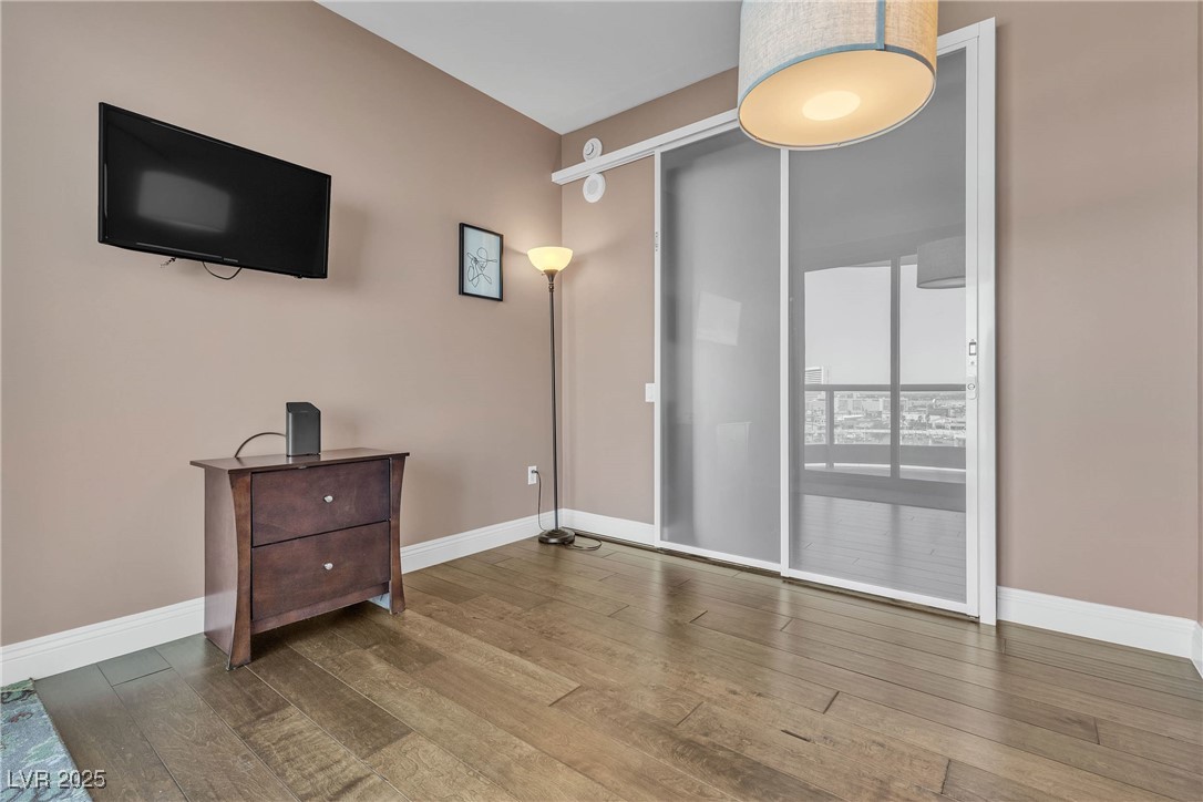 322 Karen Avenue 807 Las Vegas NV 89109