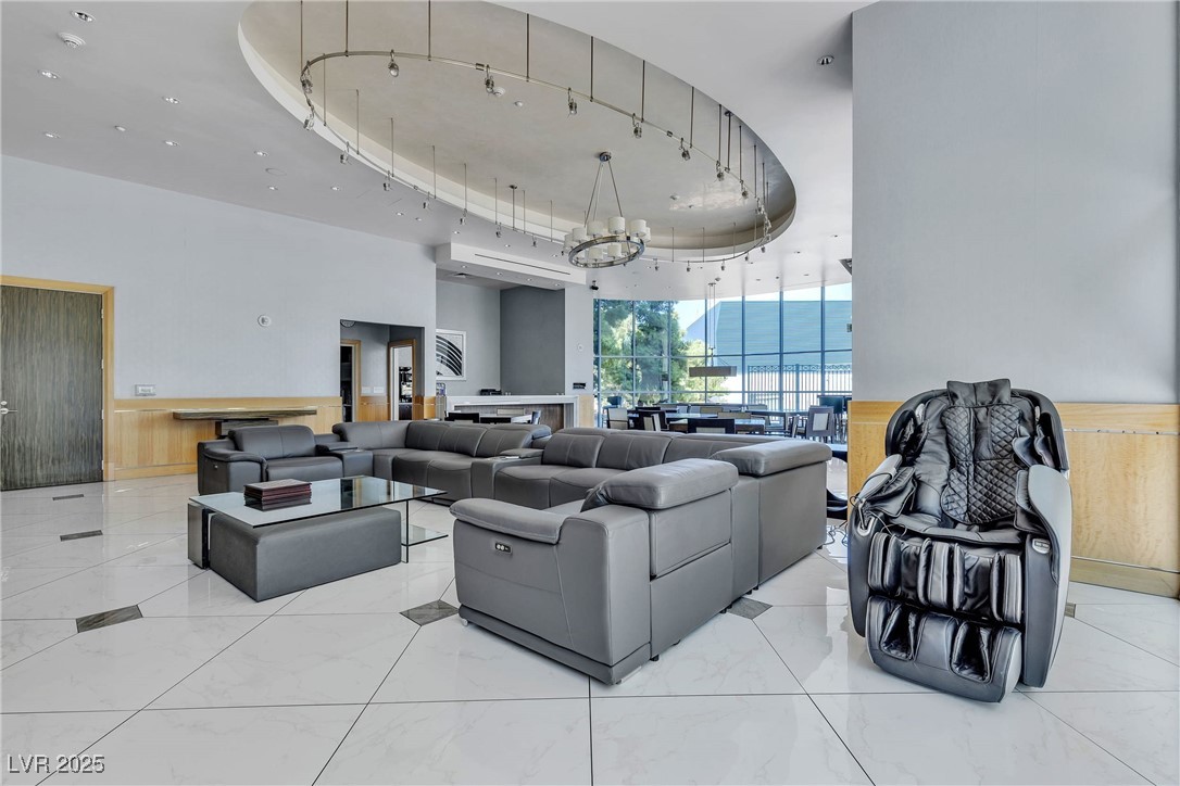 322 Karen Avenue 807 Las Vegas NV 89109