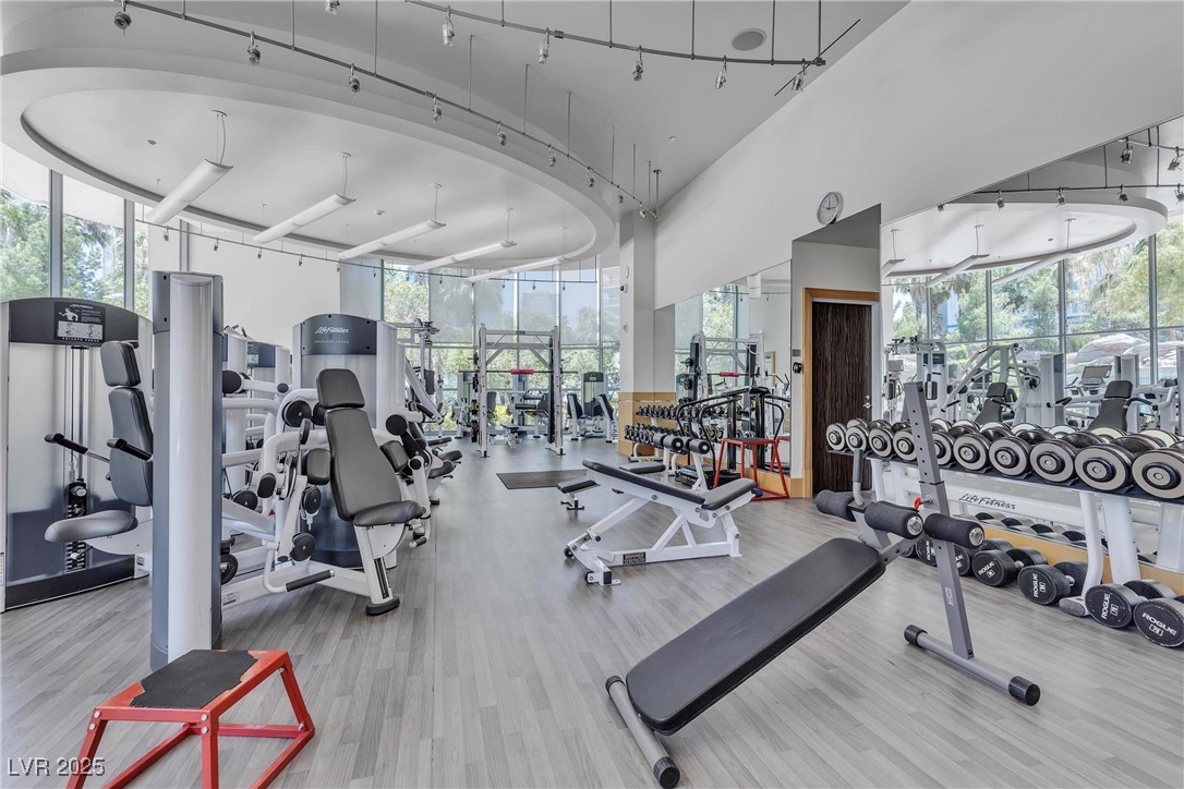 322 Karen Avenue 807 Las Vegas NV 89109