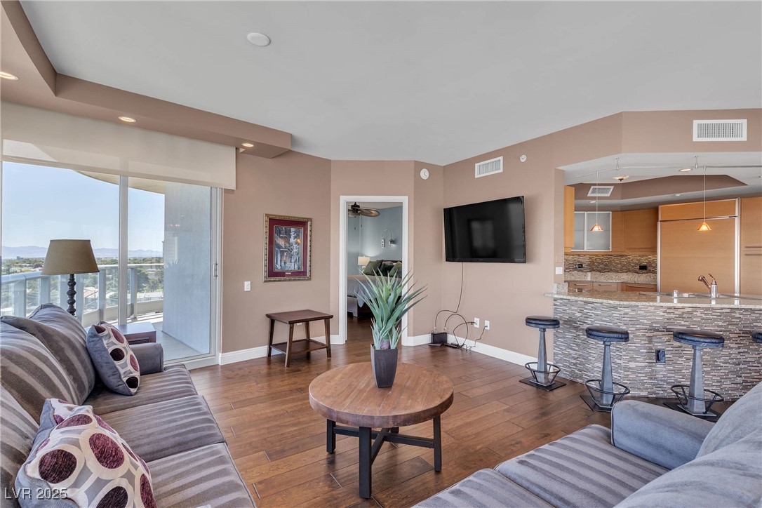 322 Karen Avenue 807 Las Vegas NV 89109