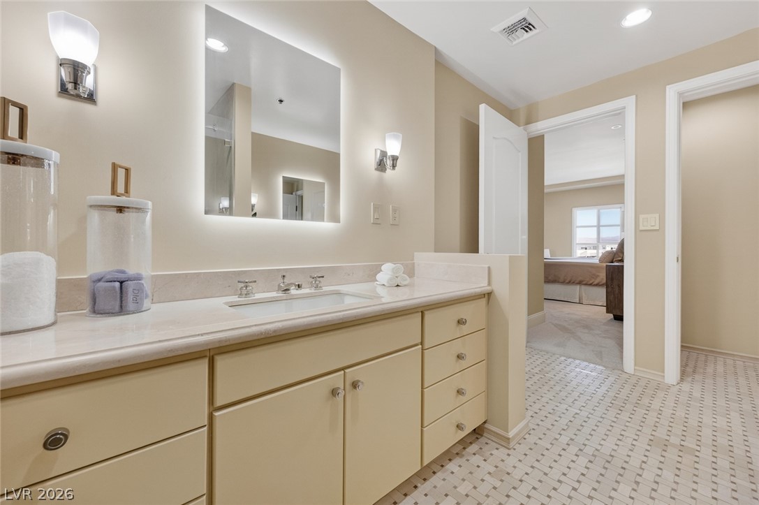 30 Strada Di Villaggio 251 Henderson NV 89011