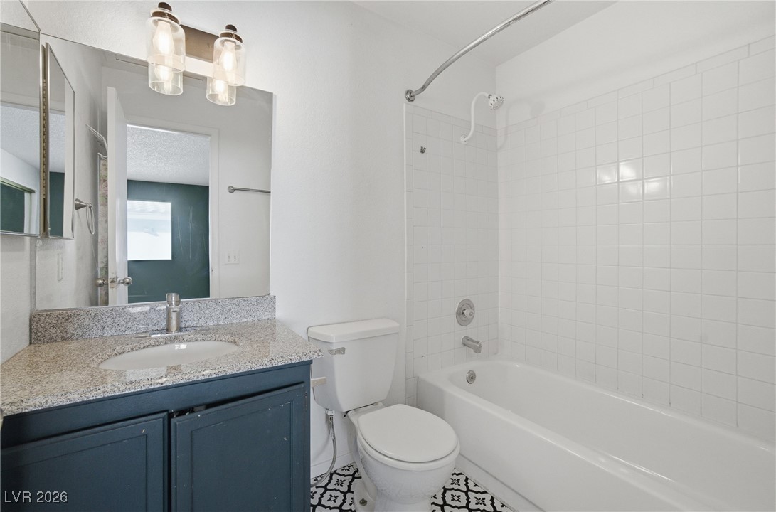 945 Falconhead Lane 201 Las Vegas NV 89128