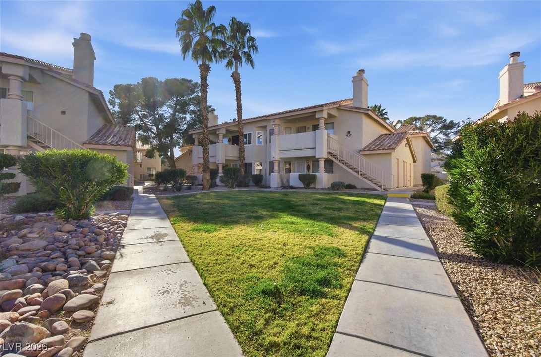 945 Falconhead Lane 201 Las Vegas NV 89128