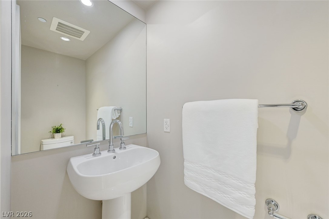 222 Karen Avenue 1503 Las Vegas NV 89109