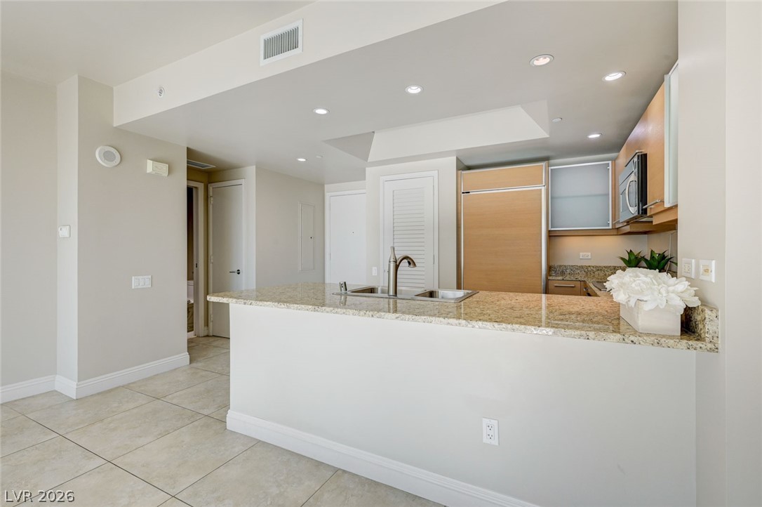222 Karen Avenue 1503 Las Vegas NV 89109