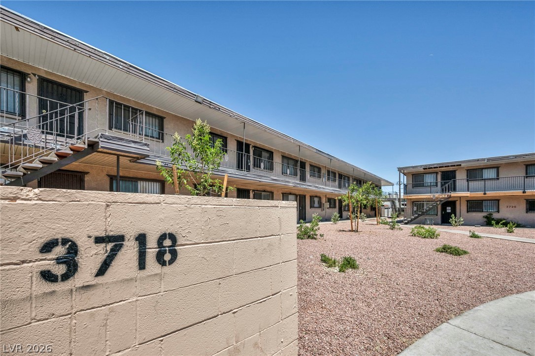 3718 Hazelwood Street 7 Las Vegas NV 89119
