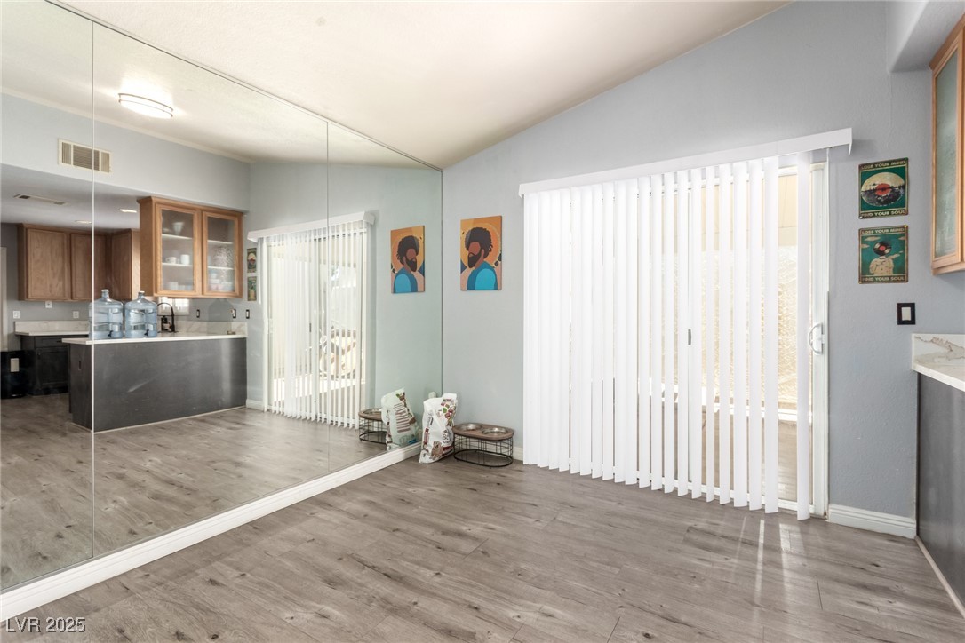 5424 Geneive Lane 105 Las Vegas NV 89108