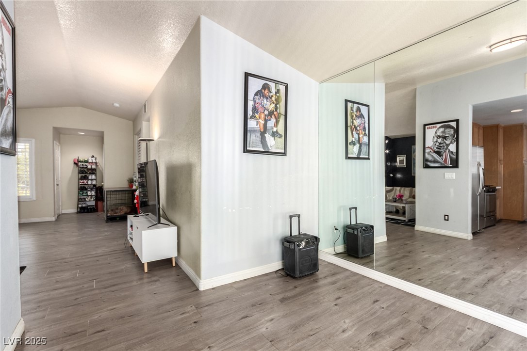 5424 Geneive Lane 105 Las Vegas NV 89108