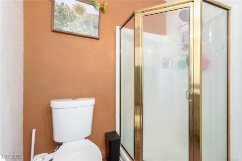 5424 Geneive Lane 105 Las Vegas NV 89108