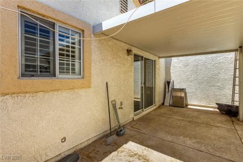 5424 Geneive Lane 105 Las Vegas NV 89108