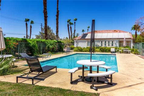 5424 Geneive Lane 105 Las Vegas NV 89108