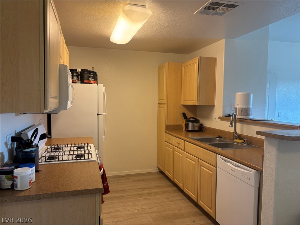 8250 North Grand Canyon Drive 2003 Las Vegas NV 89166