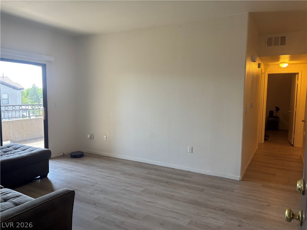 8250 North Grand Canyon Drive 2003 Las Vegas NV 89166
