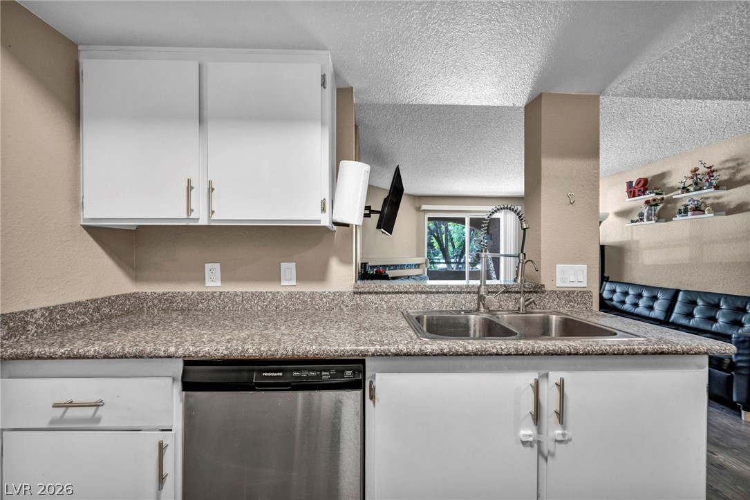 5251 Mission Carmel Lane 208 Las Vegas NV 89107