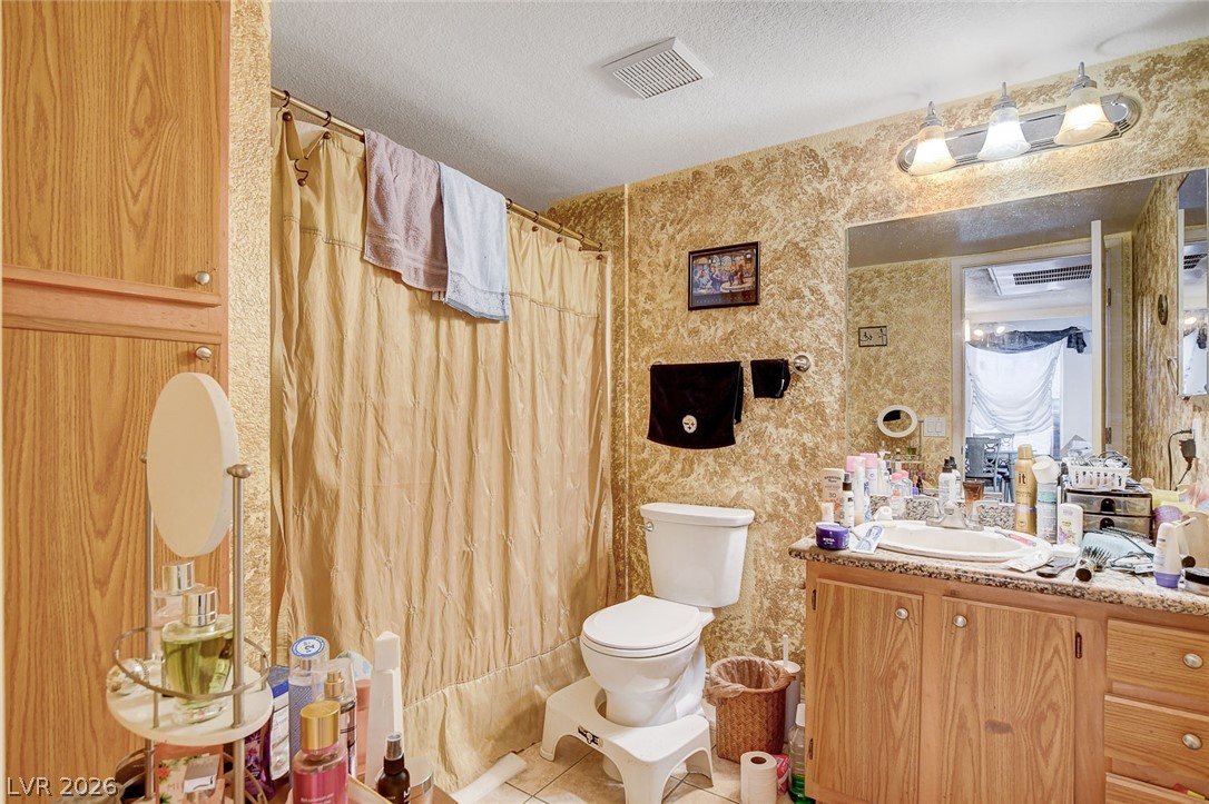 5055 West Hacienda Avenue 2004 Las Vegas NV 89118