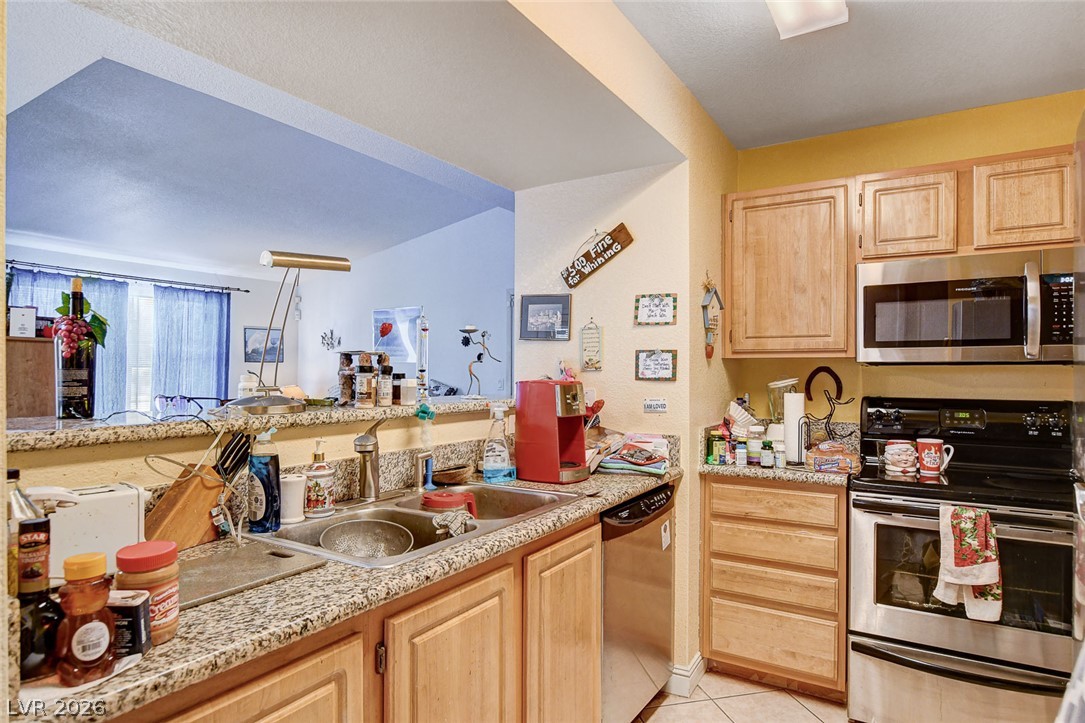 5055 West Hacienda Avenue 2004 Las Vegas NV 89118