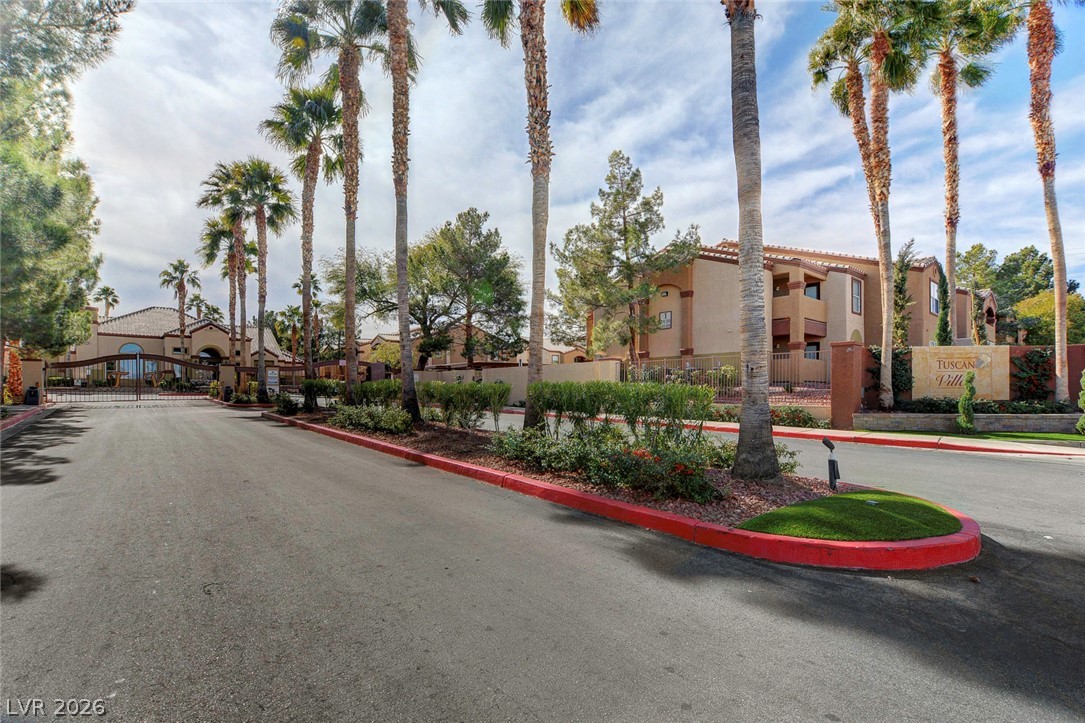 5055 West Hacienda Avenue 2004 Las Vegas NV 89118