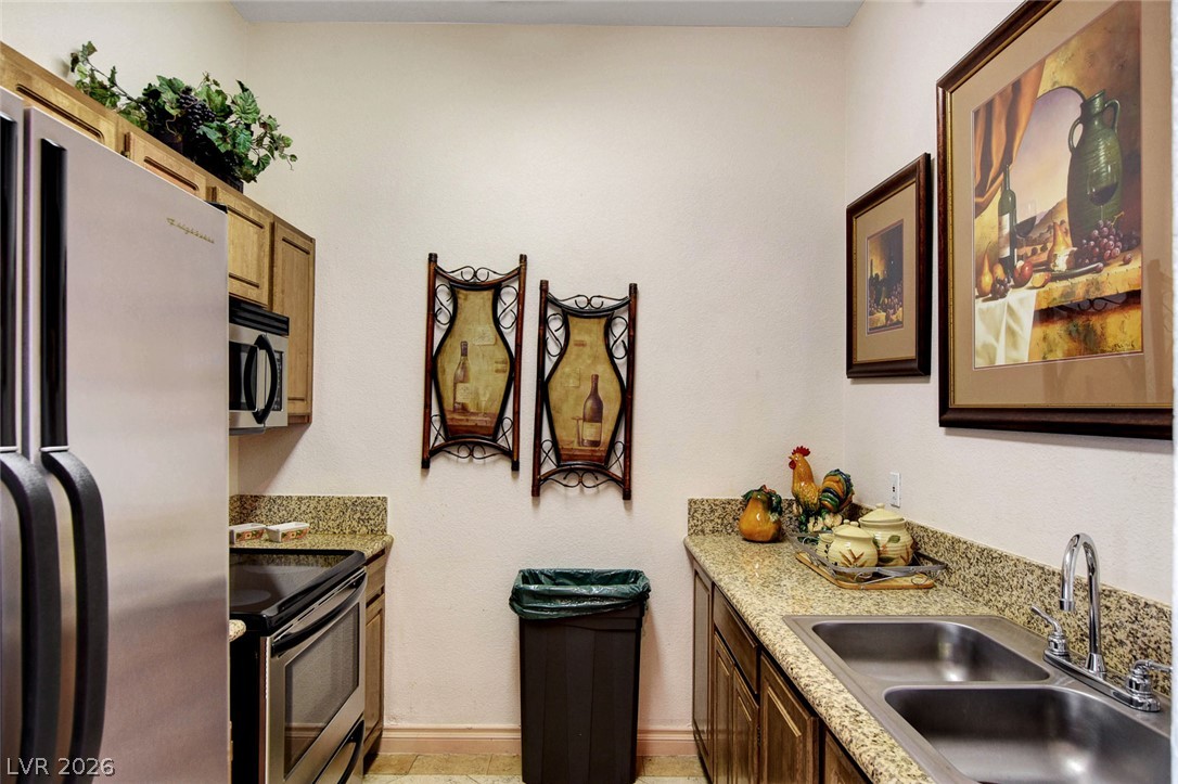 5055 West Hacienda Avenue 2004 Las Vegas NV 89118