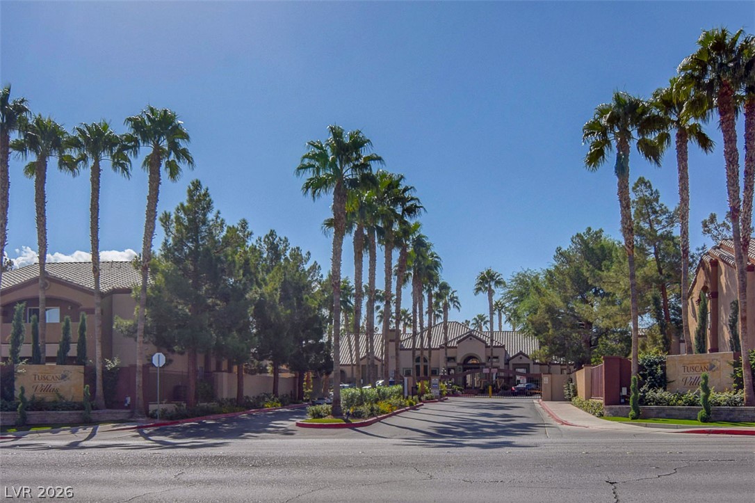 5055 West Hacienda Avenue 2004 Las Vegas NV 89118