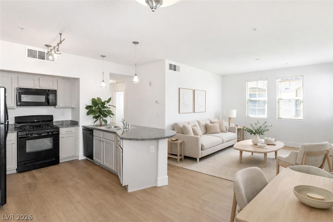 50 Aura De Blanco Street 6204 Henderson NV 89074