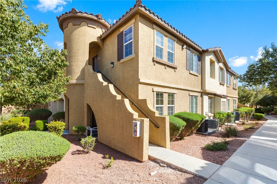50 Aura De Blanco Street 6204 Henderson NV 89074