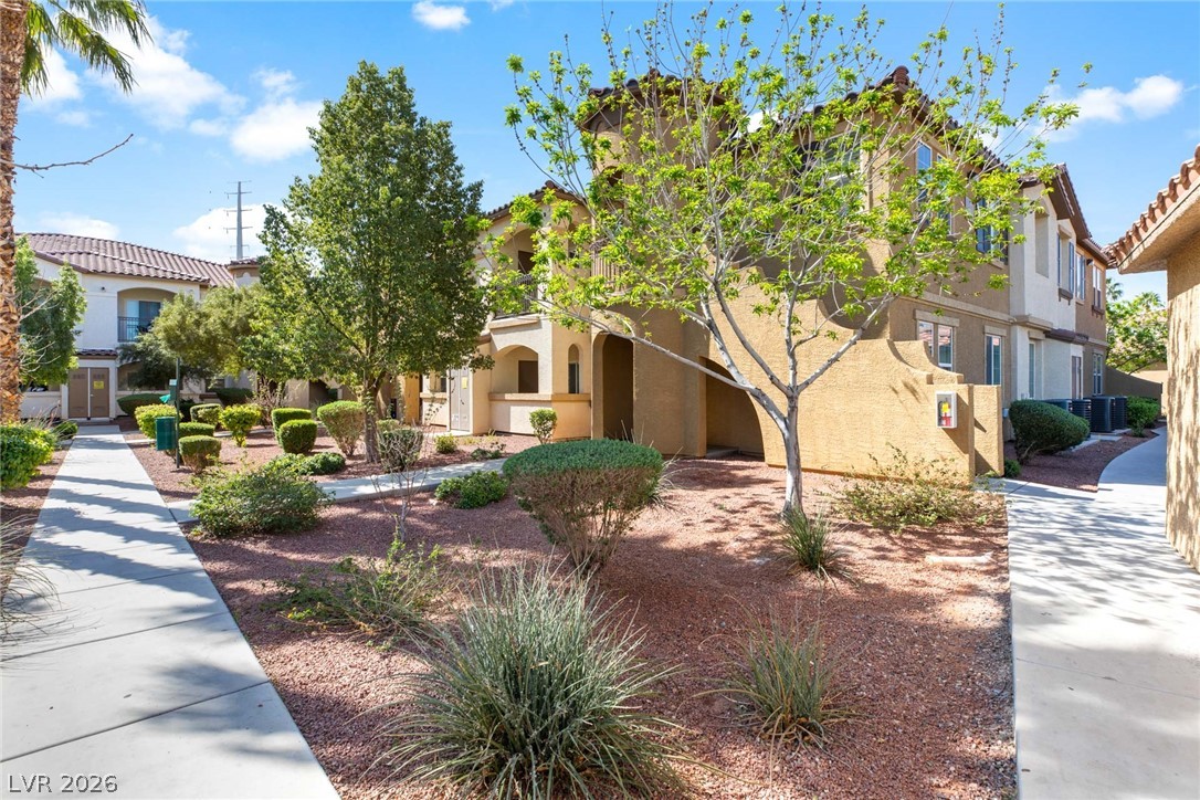 50 Aura De Blanco Street 6204 Henderson NV 89074