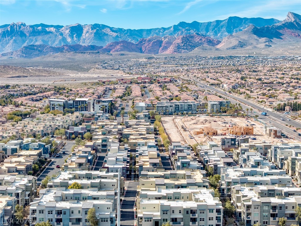 11256 Rainbow Peak Avenue 208 Las Vegas NV 89135