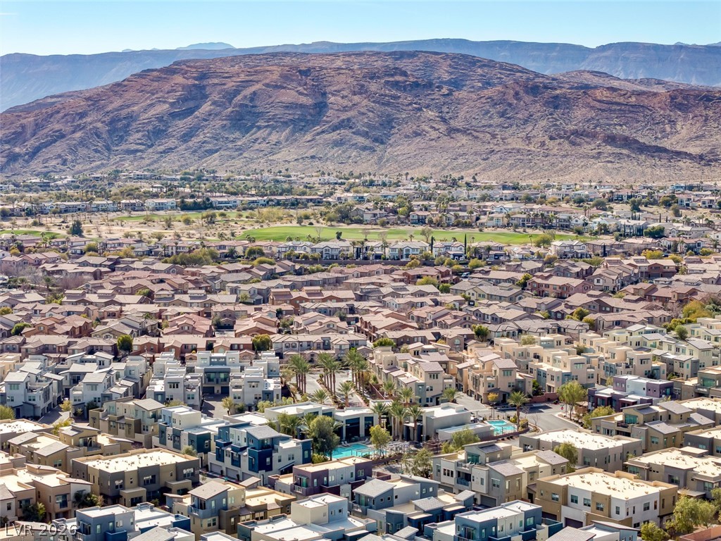 11256 Rainbow Peak Avenue 208 Las Vegas NV 89135