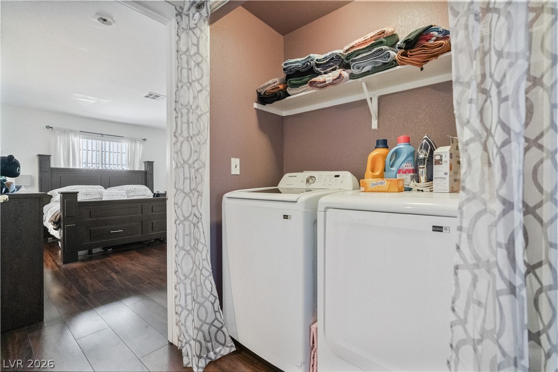 8410 Eldora Avenue 2011 Las Vegas NV 89117