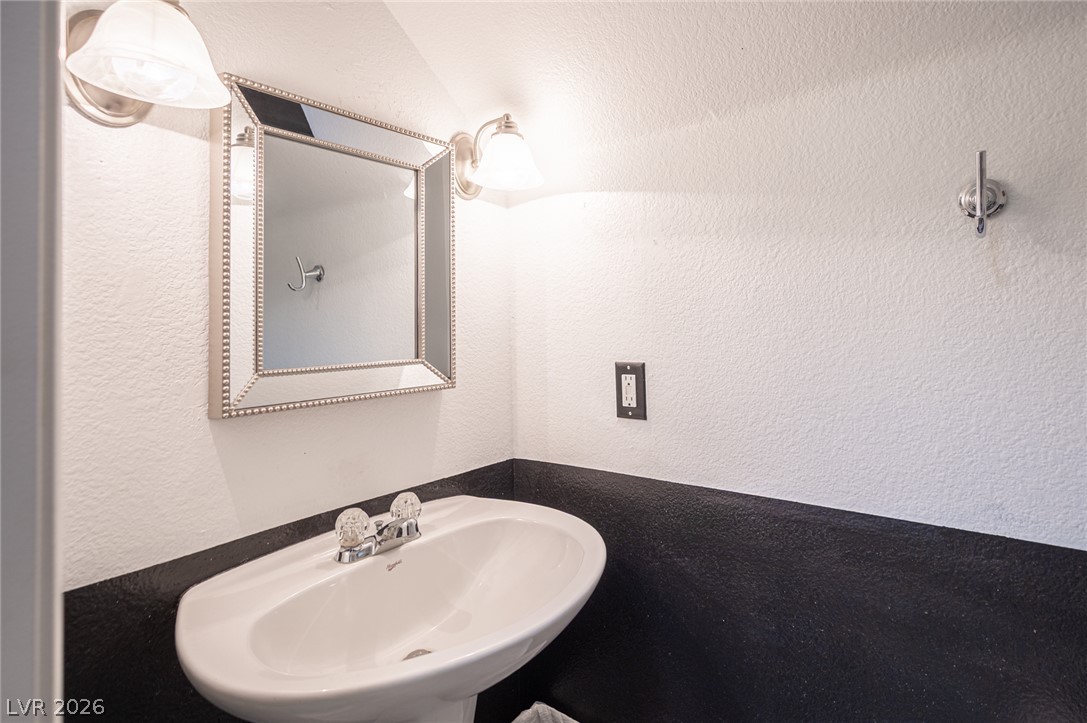 6313 Sandy Ridge Street 101 North Las Vegas NV 89081