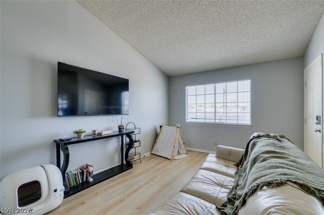 5335 Rod Court 104 Las Vegas NV 89122