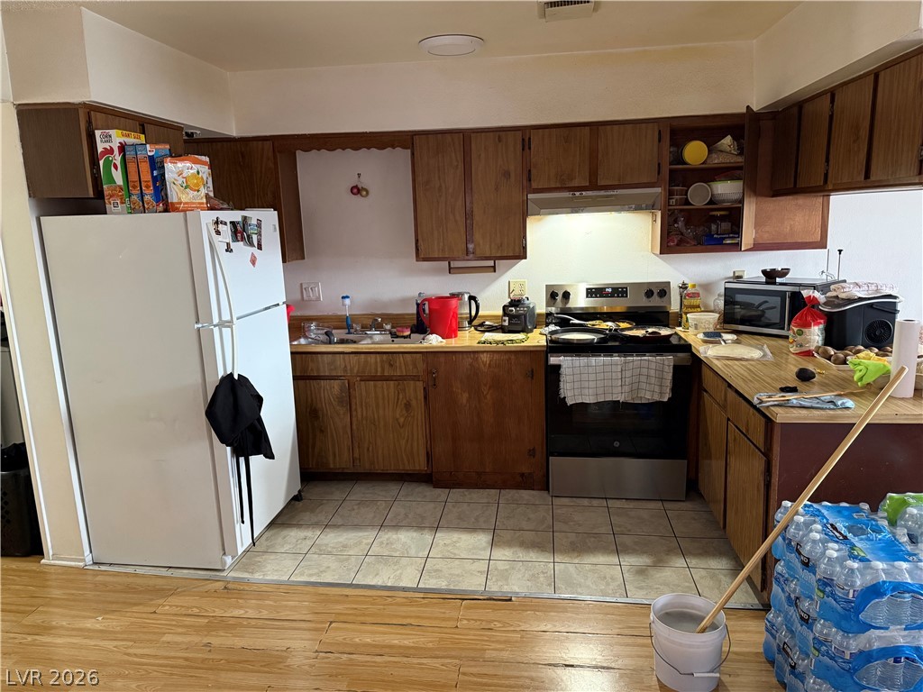 2908 Siki Court C Las Vegas NV 89101