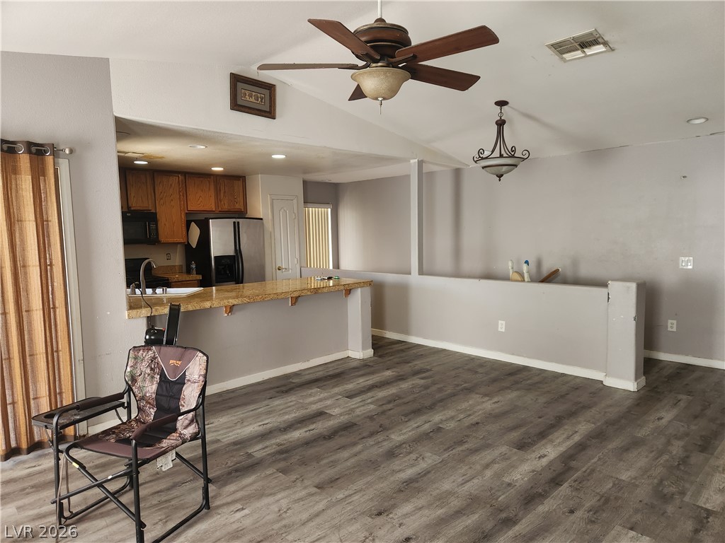 7250 Diamond Canyon Lane 202 Las Vegas NV 89149