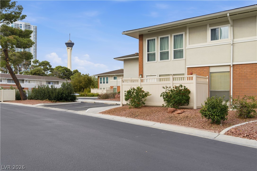 2838 Geary Place 4017 Las Vegas NV 89109