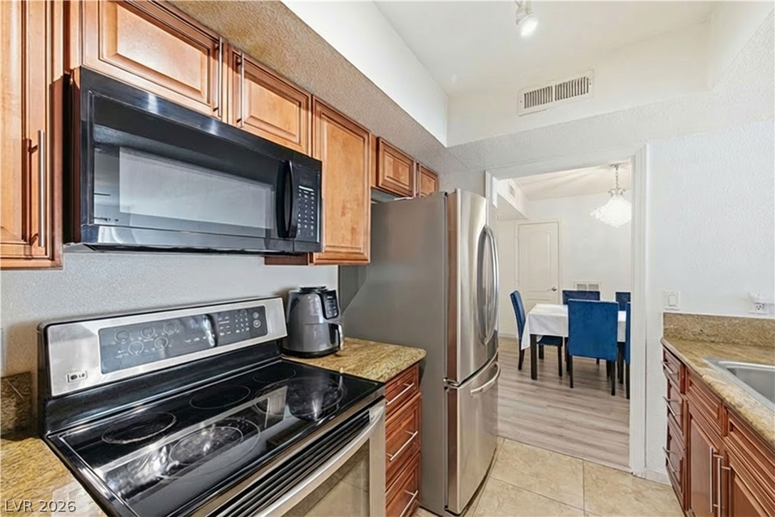 2838 Geary Place 4017 Las Vegas NV 89109