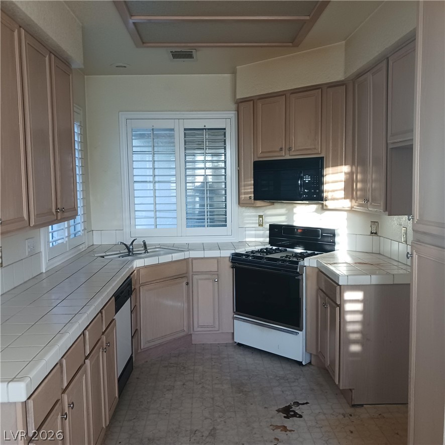5201 South Torrey Pines Drive 1264 Las Vegas NV 89118